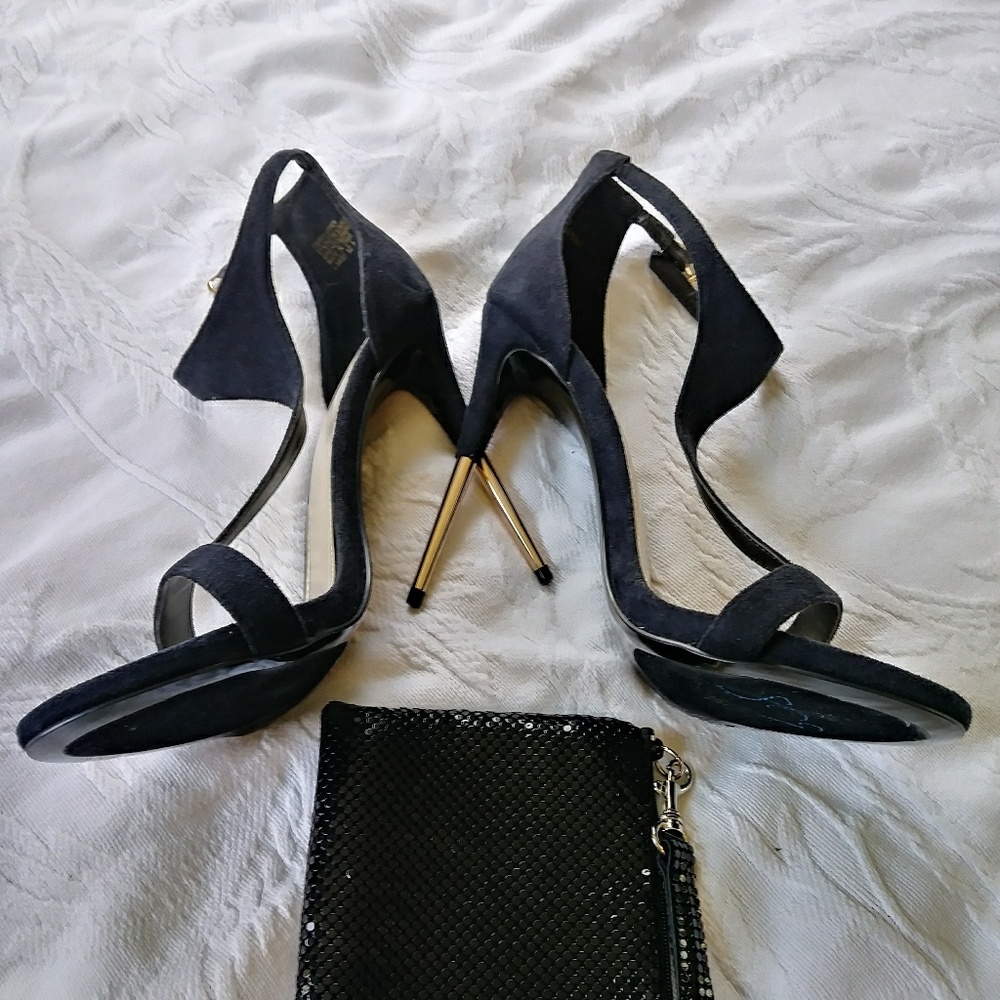 👗Homecoming👗LAL Spiked Gold heel Never Worn